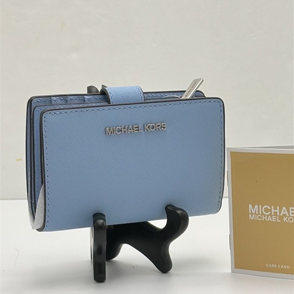 MICHAEL KORS Medium Crossgrain Leather Bifold Wallet South Pacific NWT - Picture 11 of 16